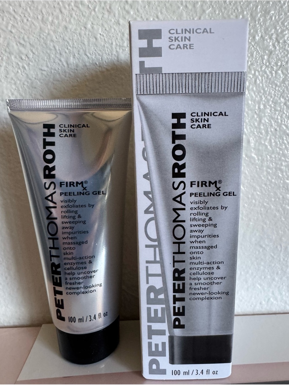 Peter Thomas Roth FIRMx Peeling Gel - Metallic Silver & Black